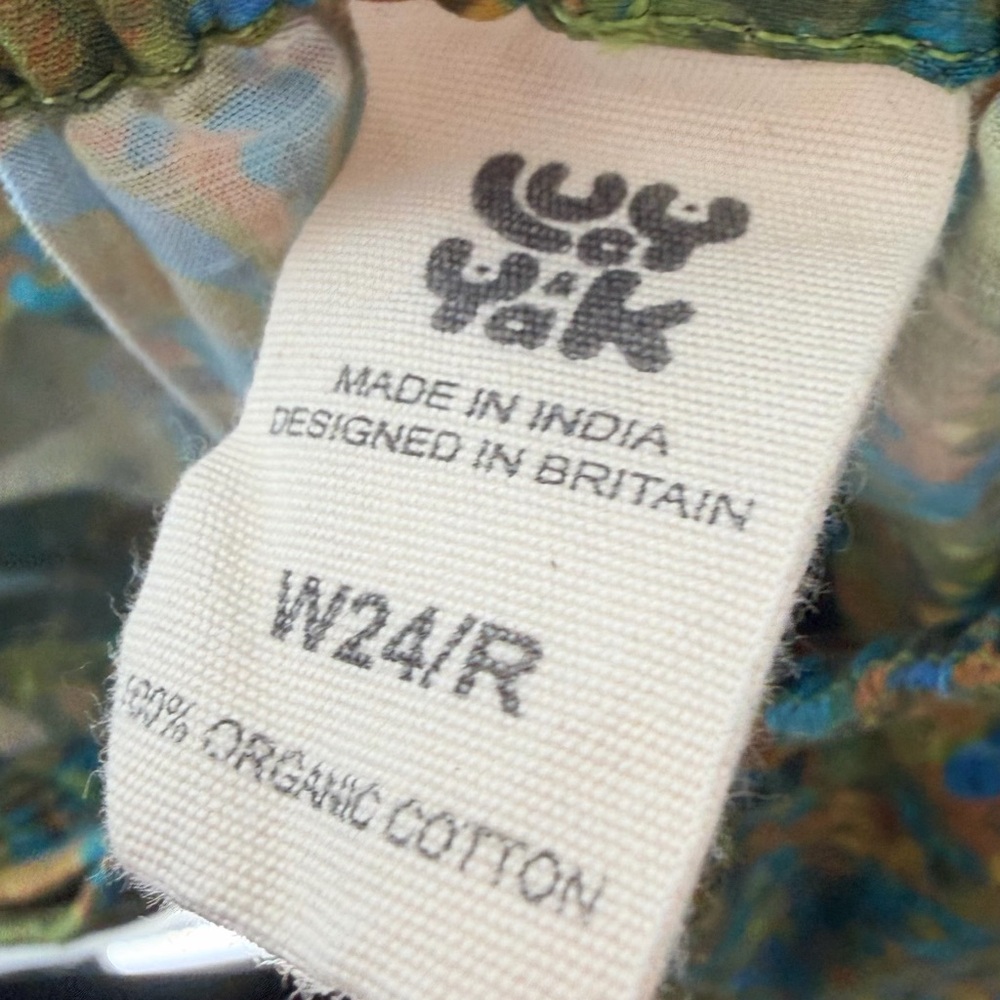 Floral Green Cargo Pants - Picture 4 of 6